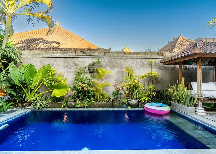 Azure 1 - Private In Shared Balinese Pool Near Echo Beach! Canggu