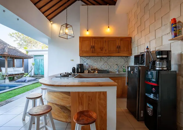 Azure 1 - Private In Shared Balinese Pool Near Echo Beach! *