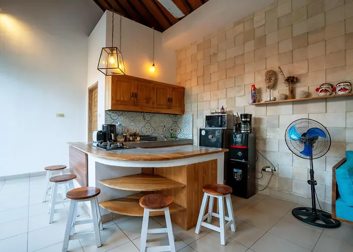 Séjour chez l'habitant Azure 1 - Private In Shared Balinese Pool Near Echo Beach! Canggu