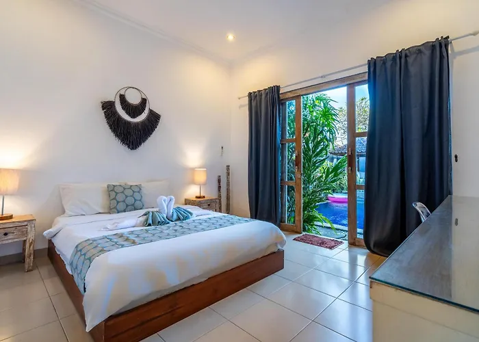 Azure 1 - Private In Shared Balinese Pool Near Echo Beach! Canggu